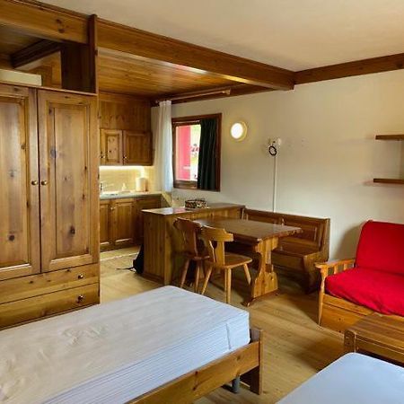 Chalet Scoiattolo Residence Sussy 法尔西德 外观 照片